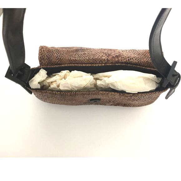 Frankie & Johnnie Snake Pattern Shoulder Bag Black & Tan - Picture 9 of 10